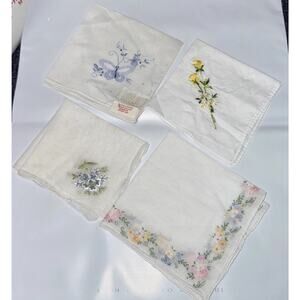 Lot of 4 Embroidered Hankies 1 Blue Butterfly Fatto A Mano Venezia Cotton Yellow
